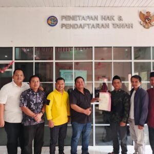 PENYERAHAN SERTIPIKAT WAKAF TERCEPAT OLEH BPN MELALUI PROGRAM “JAKSA JAGA WAKAF” KEJARI LAHAT