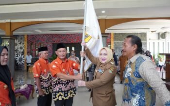 Bupati Hj Ratna Machmud Kukuhan Pengurus KTNA Kabupaten Musi Rawas Periode 2025-2030