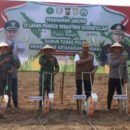 Wakil Ketua DPRD Banyuasin Irian Setiawan Hadiri Tanam Jagung Bersama Kapolres Banyuasin