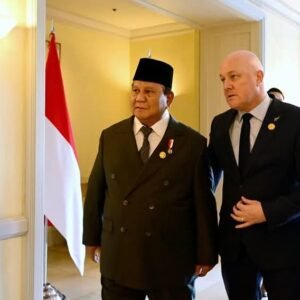 Bahas Peningkatan Kerja Sama Ekonomi dan Perdagangan, Presiden Prabowo Bertemu PM Selandia Baru