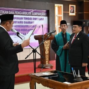 Wali Kota Pagar Alam Ludi Oliansyah Resmi Melantik Zaily Oktosab Fitri Abidin Sebagai Sekda Definitif