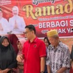 Komitmen Untuk Masyarakat, Ketua DPRD Muratara Salurkan 1.000 Paket Sembako