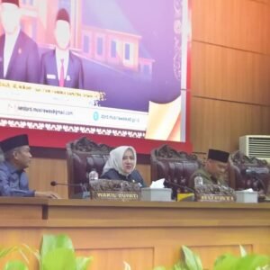 Paripurna DPRD Musi Rawas Sampaikan Rekomendasi LKPJ Bupati 2025 dan Evaluasi Beberapa OPD