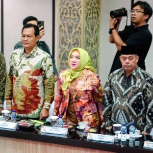 Bupati Hj. Ratna Machmud Hadiri Rakor Forkopimda Permen ESDM Minyak dan Gas Bumi 