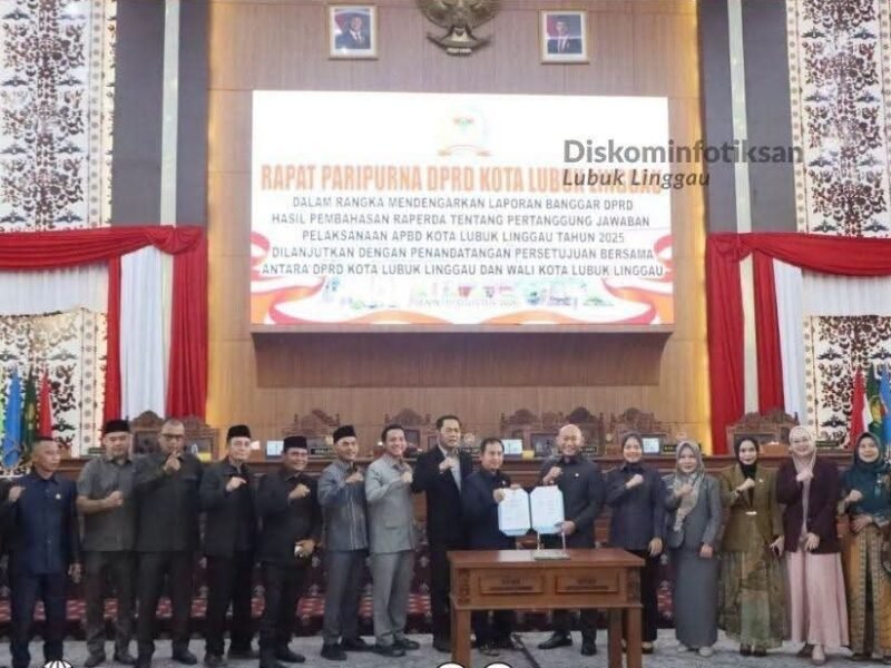 Rapat Paripurna DPRD Lubuk Linggau Bahas Raperda Pertanggungjawaban Pelaksanaan APBD 2025