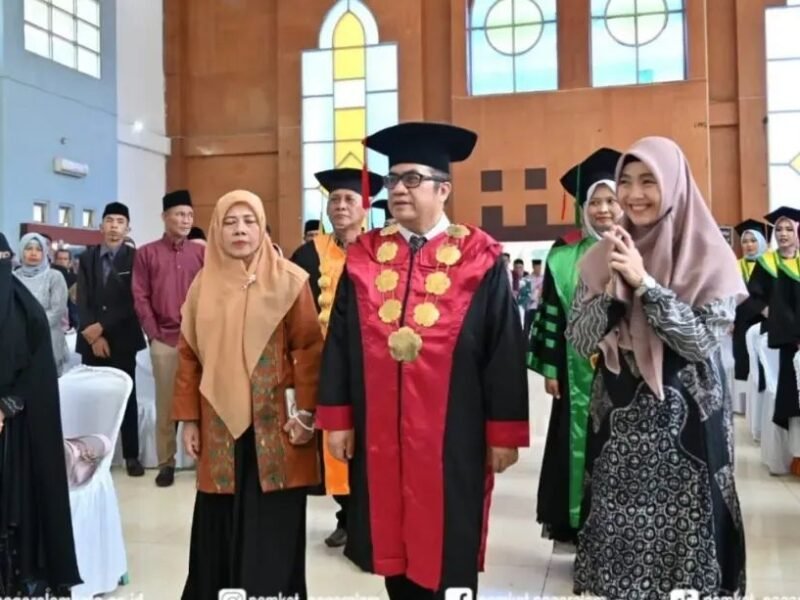 Wawako Hadiri Wisuda dan Dies Natalis II Institut Agama Islam Pagar Alam