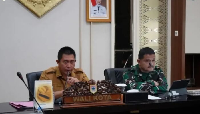 Perkuat Sinergi Walikota Pagar Alam Terima Tim Penyuluh Karhutla Mabes TNI