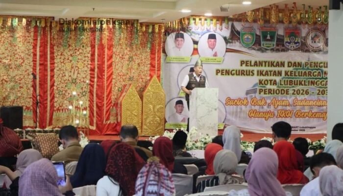 Wali Kota Hadiri Pelantikan Pengurus IKM dan IKWM Lubuk Linggau Periode 2026-2031